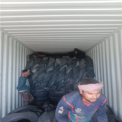 Offering 100-500 Tons of Tyre Scrap from Kuwait to Global Markets 