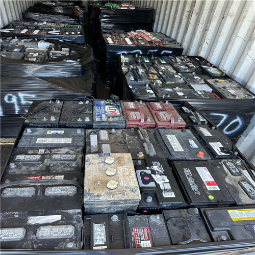 Supplying 20 Containers of Auto Battery Scrap per Month to the Global Market