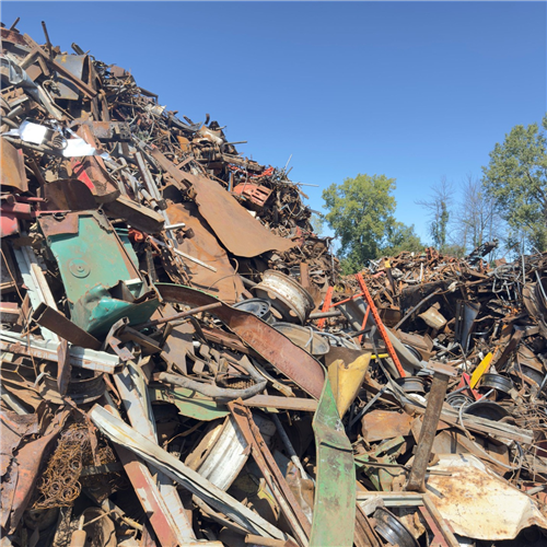 Supplying 500 Tons of HMS Scrap Sourced from Canada to the Global Market